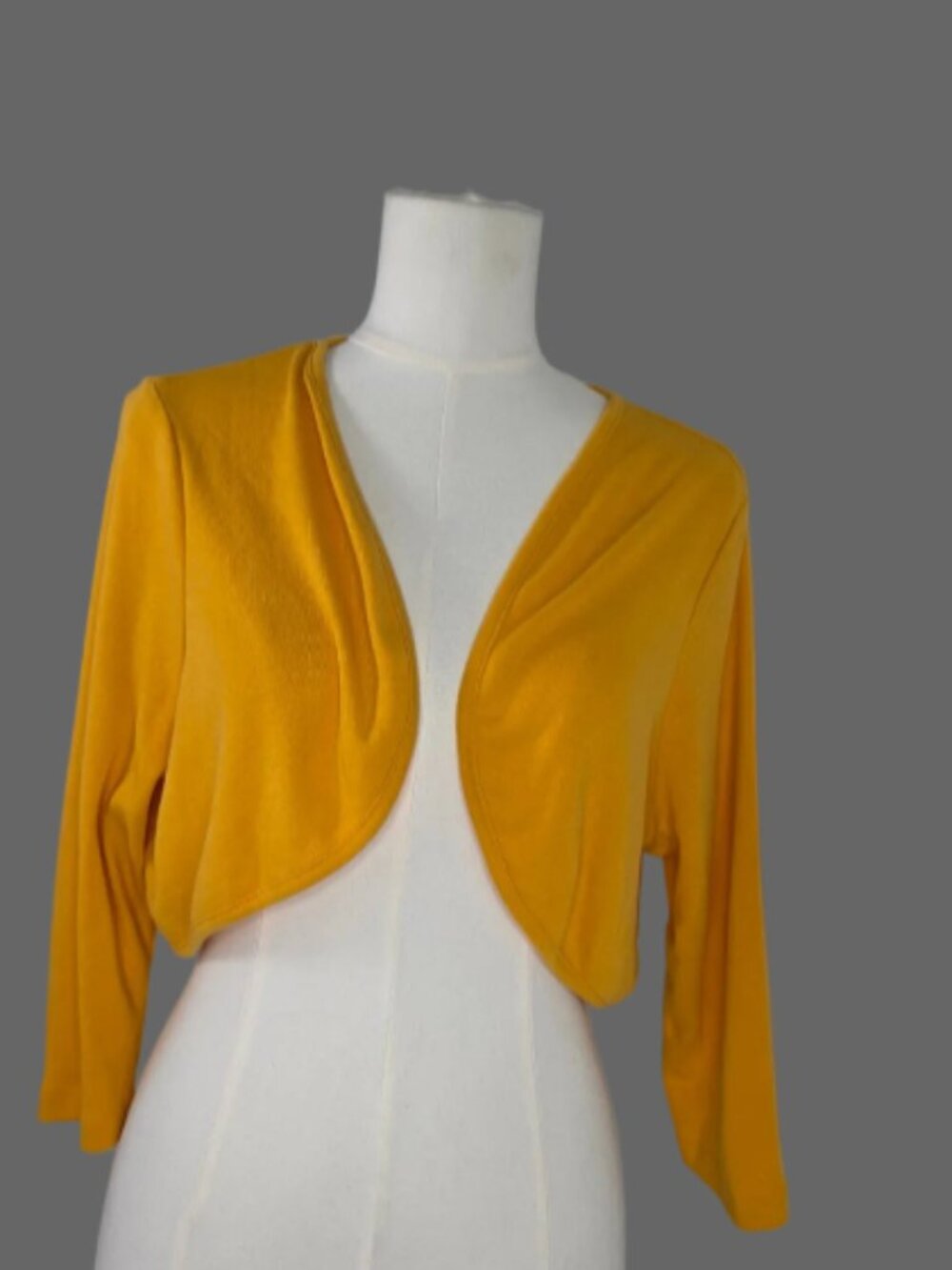 Roaman’s Women’s Medium Mustard Yellow Cropped Shrug Open Front Cardigan